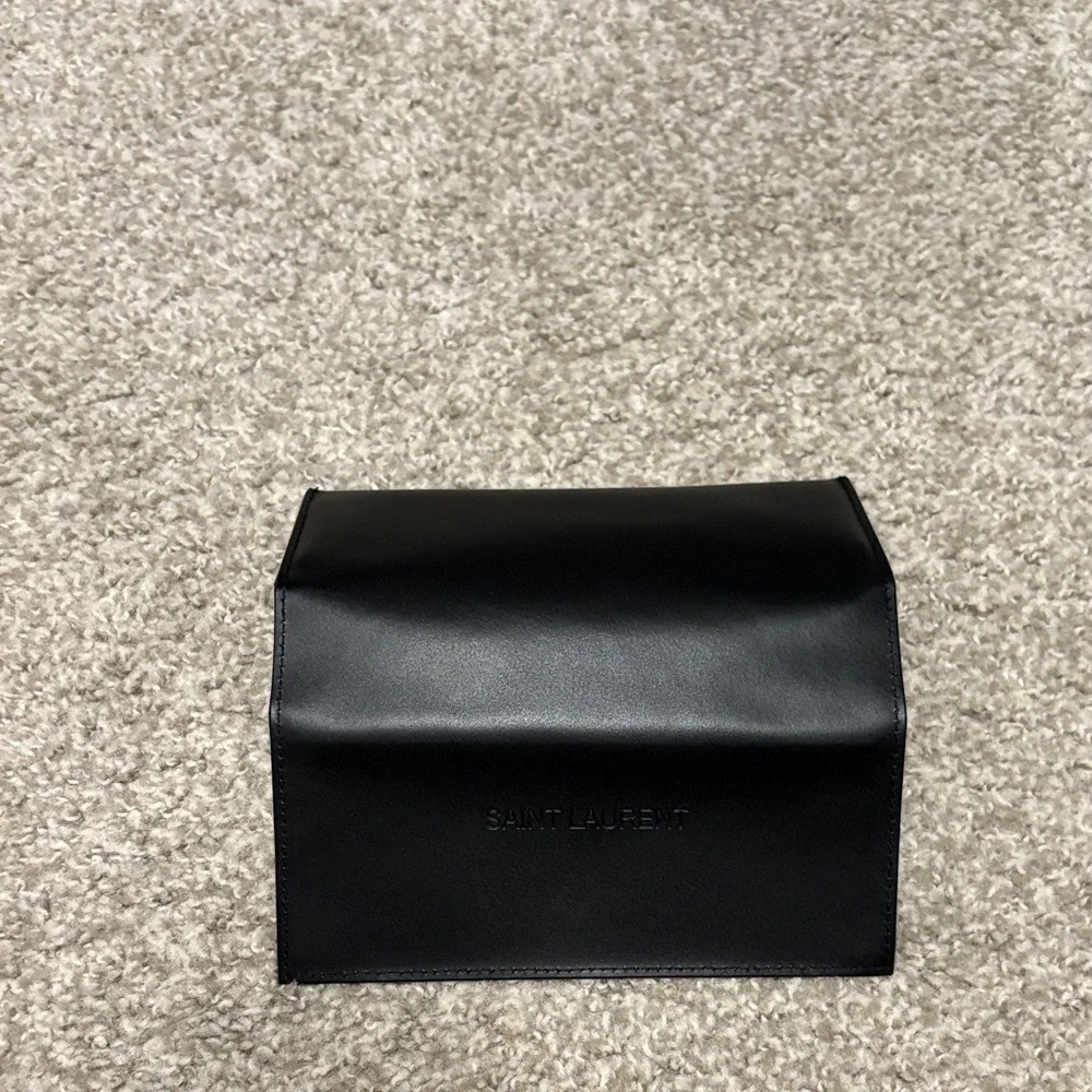Saint Laurent YSL Classic Black Eyeglass case Soft case magnetic flip cover - Picture 2 of 4